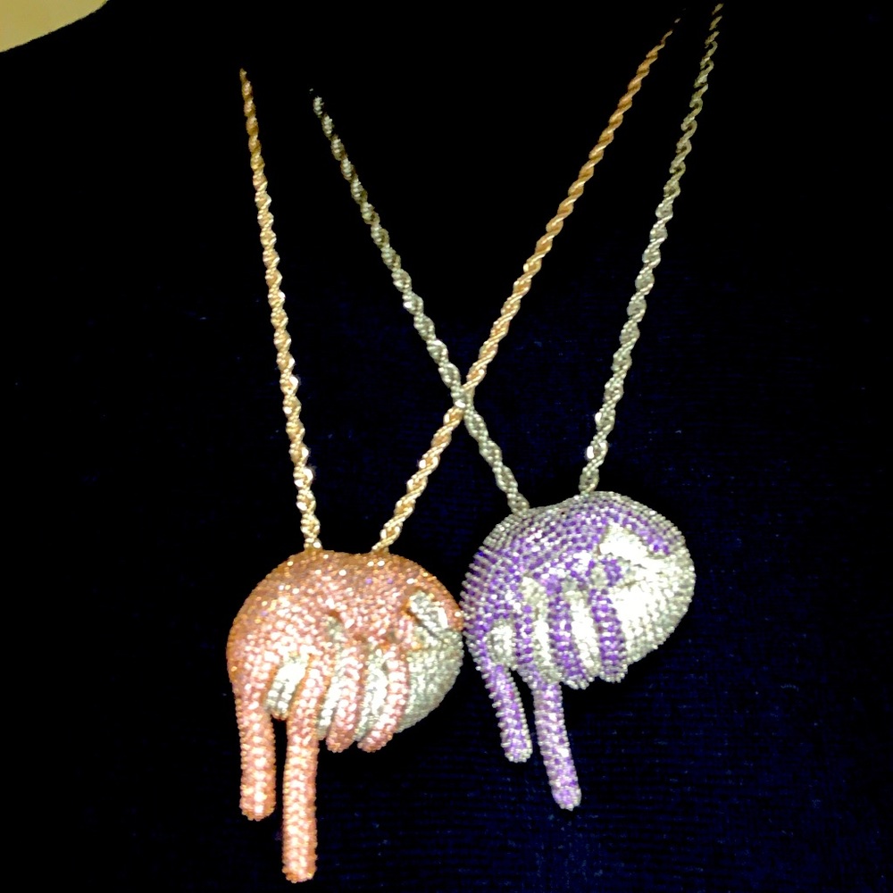 Women’s Iced Out Bling Dripping Lip Gloss Pendant w/chain
